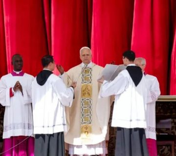 Vaticano papa 360x320